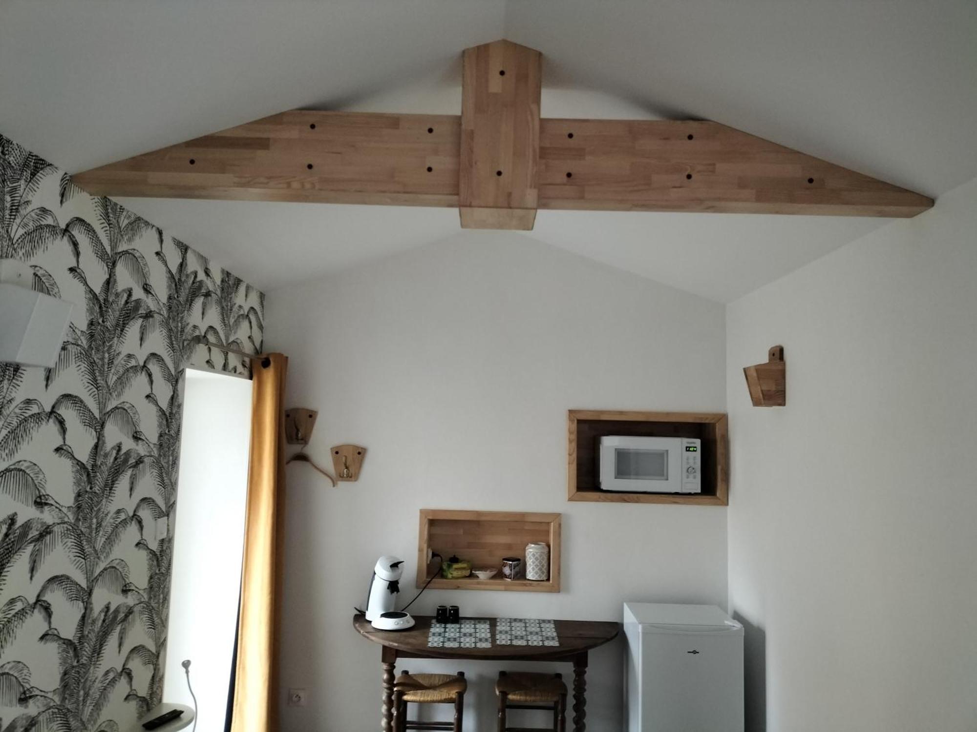 Logement Entier 3 Pieces Et Terrasse Mazieres-en-Gatine ภายนอก รูปภาพ